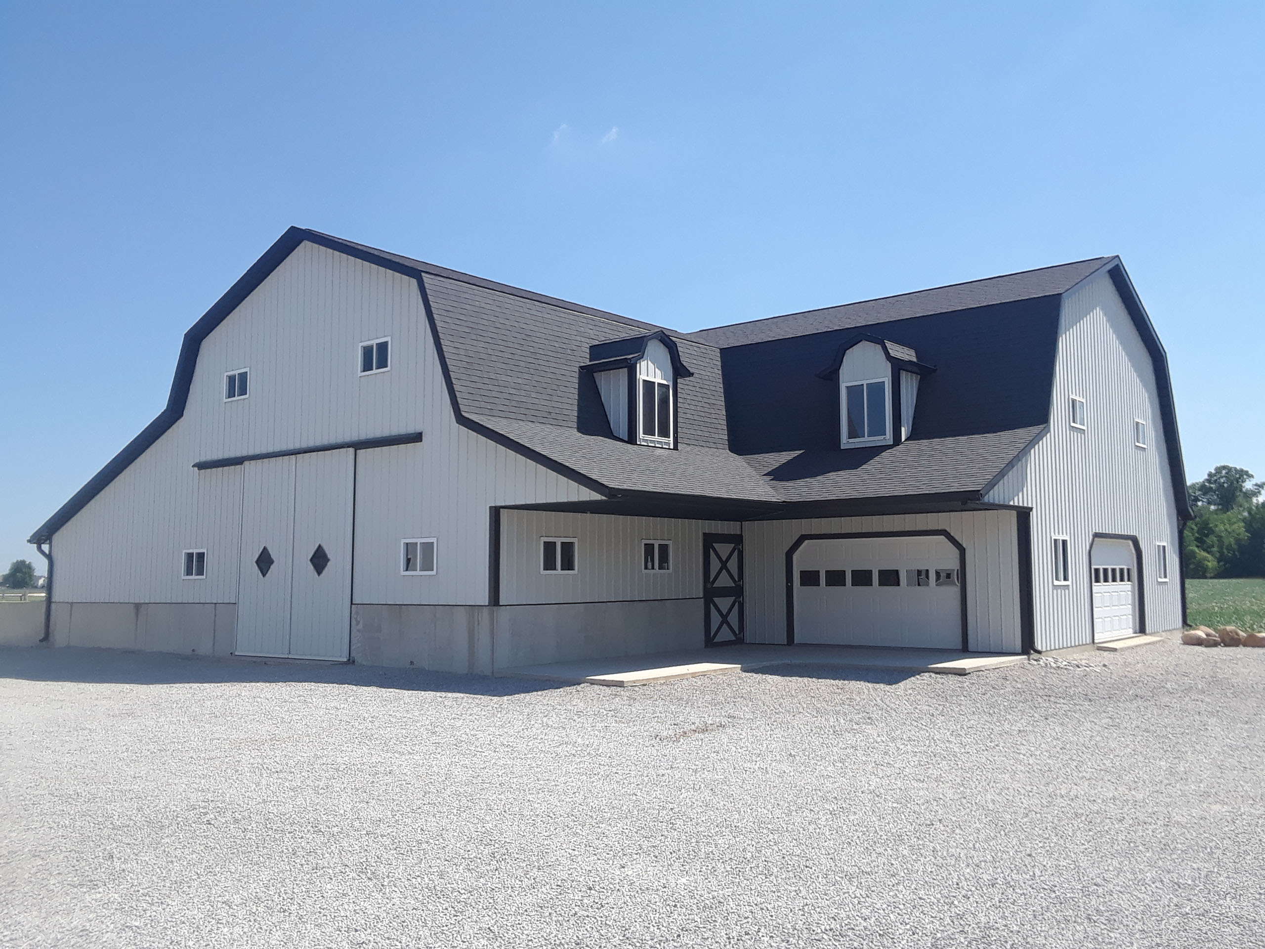 big barn construction by amish - Fort Wayne Indiana